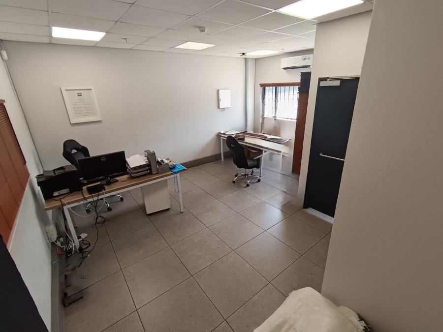 Commercial Property for Sale in Oos Einde North West